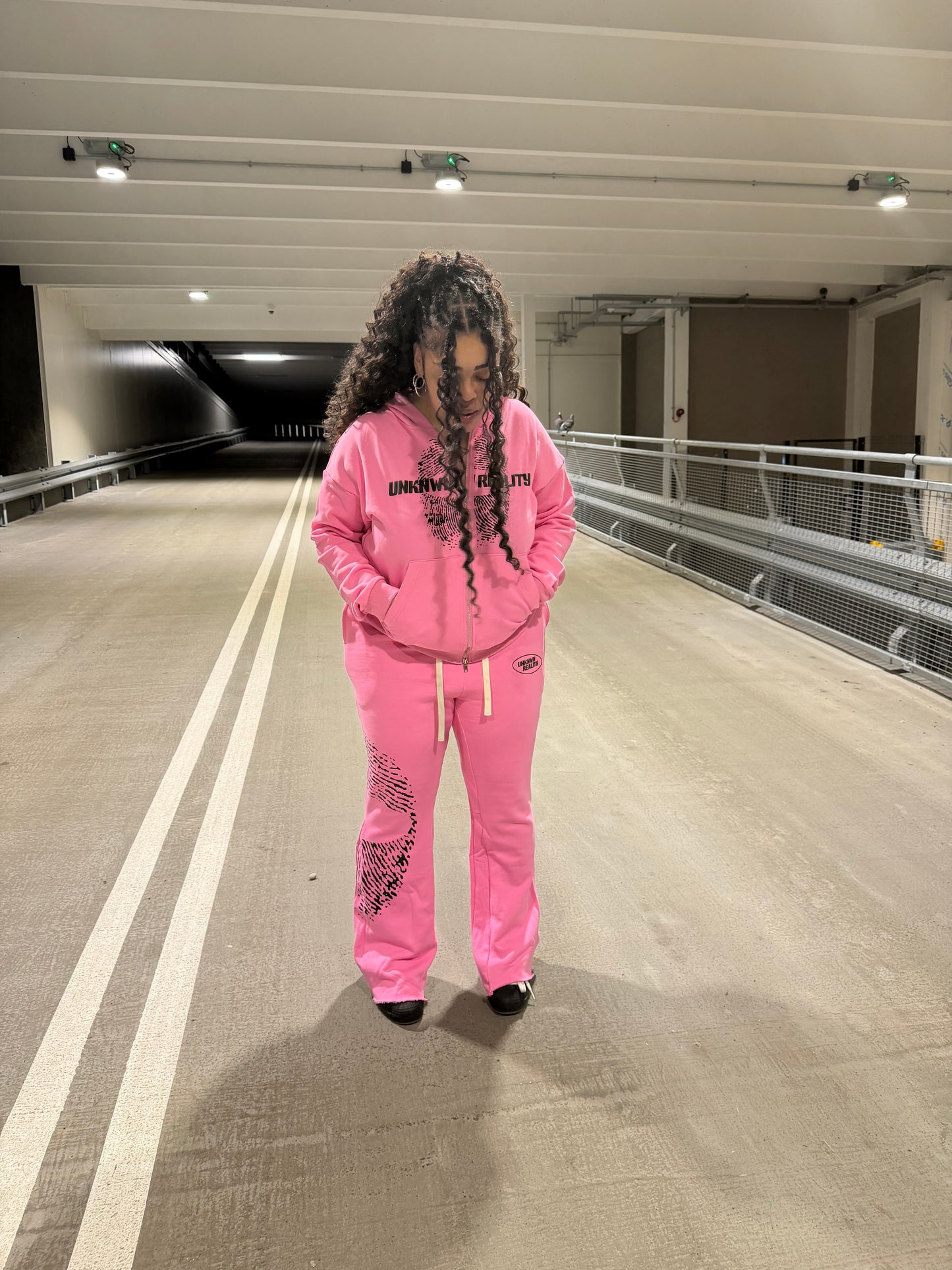 HEAVYWEIGHT PINK HOODIE
