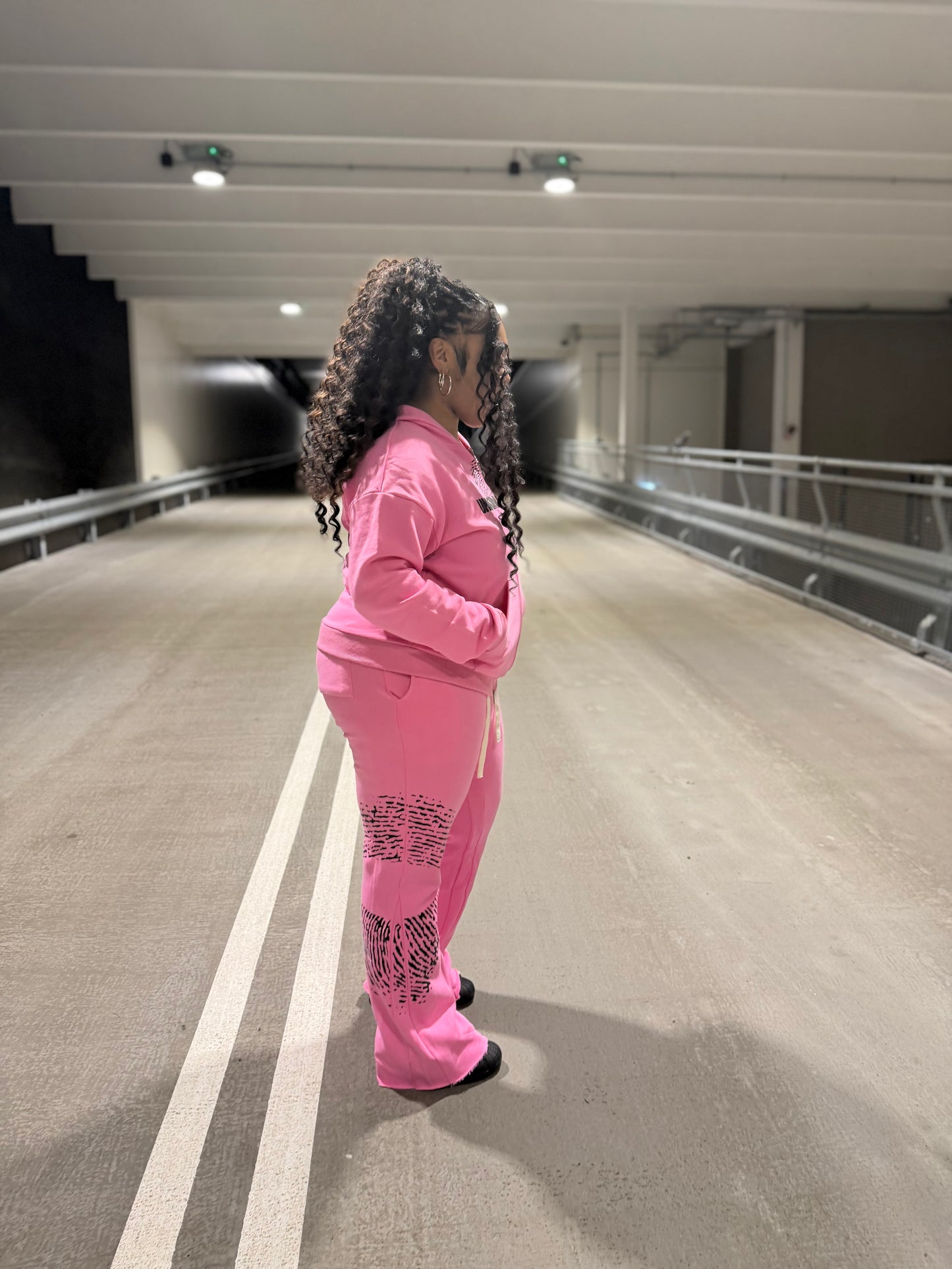 HEAVYWEIGHT PINK HOODIE